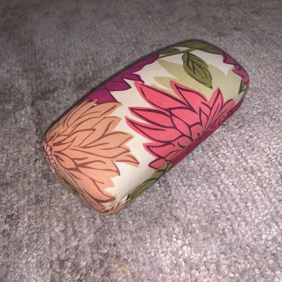 Vera Bradley Accessories - Vera Bradley sun glass case
